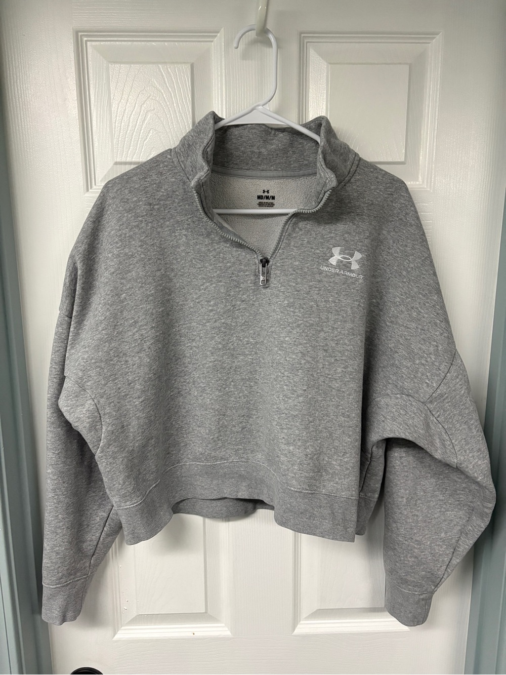Under Armour Women’s Gray Cropped Quarter-Zip Pullover Top size M
